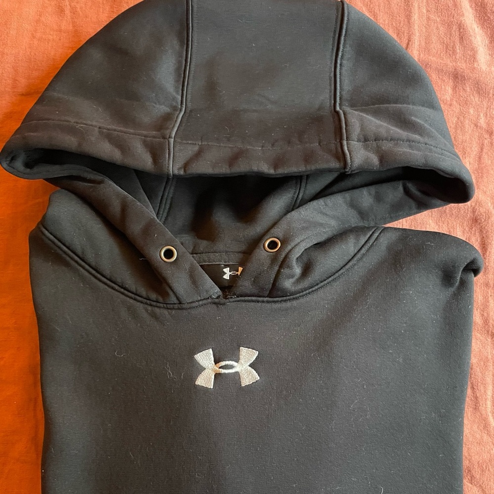 Black under armour hoodie size medium